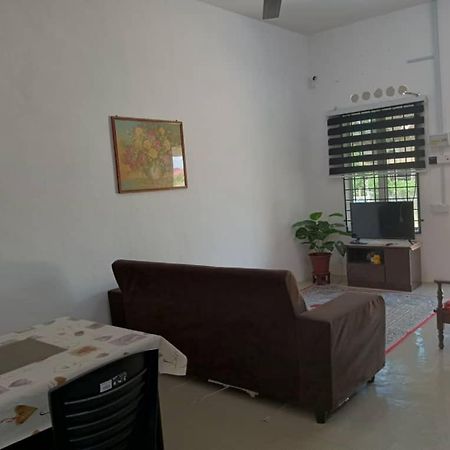 Homestay Lembah Tambunan Kampong Nail Exterior foto